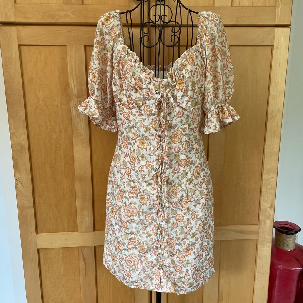 Forever 21 tan orange cream green floral print Dress size Small